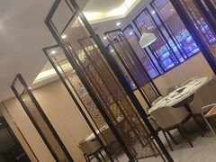 -七欣天香辣蟹火锅(闵行浦江欢乐颂店)