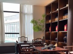 -梅花香里大酒店(郁金香路店)
