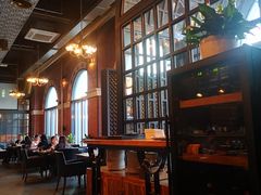 靠窗位-SMOKI & CO(五大道店)