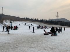 -秦皇古道滑雪场