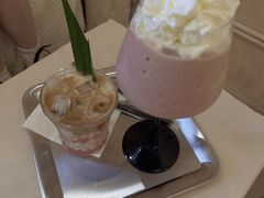 -浮漫咖啡(镜湖万达广场店)