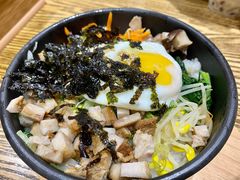 多汁五花肉石锅拌饭-吴草鸡爪오초닭발韩食堂(融恒盈嘉中心店)
