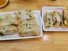 -小姜锅贴(凤凰街店)