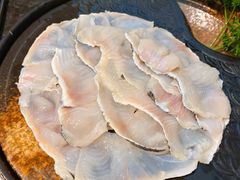 鲜嫩斑鱼片-新草堂锅物料理(泉城路店)