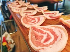 一米长盘猪五花-犟牛家·榴莲烤肉(五棵松店)