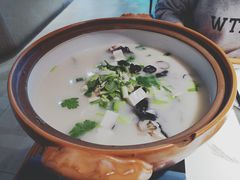 -姜君·千岛湖鱼头馆(浦东大道店)