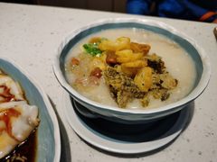 金牌荔湾艇仔粥-华辉拉肠(宝华店)