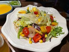 -明洞阿姨·韩式酱蟹烤肉·创意料理(三元桥店)