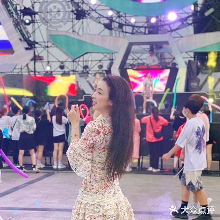 魔都游乐园🎠童话中的双层旋转木马