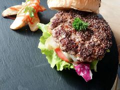 -HIGH FIVE哈福手工汉堡(桂林路店)