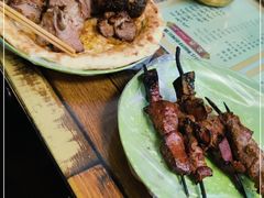 -艾力江和田馕坑烤肉店