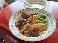 -金杨拉面王小吃面馆·牛三宝面·红烧牛肉粉