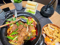 -炉角·鲍鱼牛腩煲(国贸商城店)