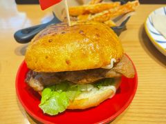 -必胜客(WOW昙华林店)