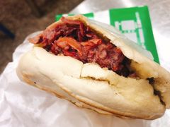 腊牛肉夹馍-杨天玉腊牛羊肉店