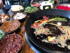 -周幺妹重庆老火锅(银泰城总店)