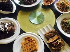 -学生路大别山酒店