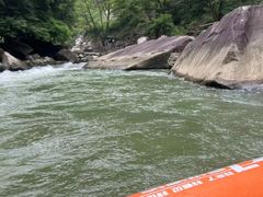 -雅鲁激流探险漂流