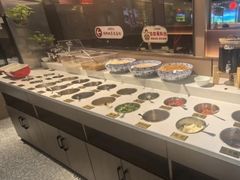 -乡土黄·鲜牛肉火锅·小龙虾(兴业街店)