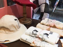 -恋物百货商店(华侨城店)