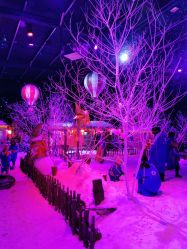 -圣名游乐城冰雪大世界