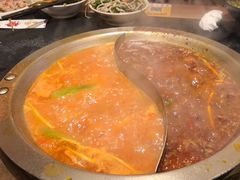 -沸炉重庆老火锅(军事博物馆店)