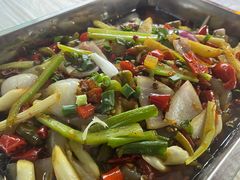 -金渝海鲜烧烤万州烤鱼店