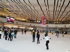 -冰纷万象滑冰场(沈阳万象城店)
