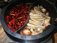 -销魂美蛙鱼头火锅(上海首店)