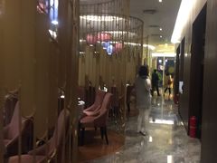 等位区-柒园·三十年创意杭帮菜(龙湖滨江天街店)