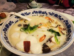 极品鱼头皇-山外山菜馆(玉泉路店)