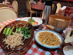 -老郑家东北春饼(龙悦居店)