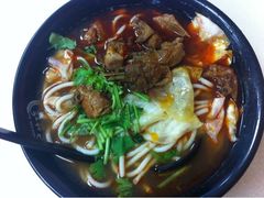 -鑫花溪牛肉米粉(凤凰街创始总店)