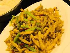 -董厨煨汤馆(车站路店)