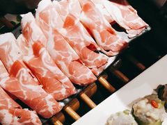 -老牌坊云南鱼豆花火锅(哈西万达店)