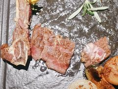 -上井料理黑金店(IFS国金中心店)