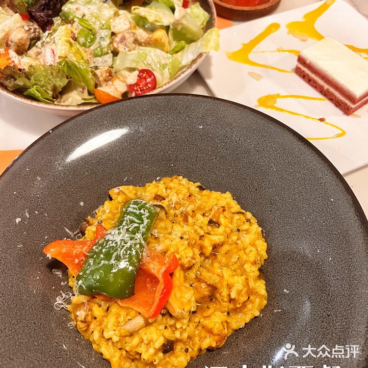 广州海珠区江边的宝藏西餐厅｜有氛围感的西餐厅