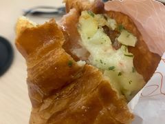 土豆沙律可颂-可颂坊(中心书城店)