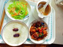 -臻爱住家月嫂育儿嫂(万达店)
