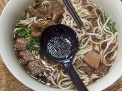 -李先生牛肉面大王(北京站售票厅餐厅)