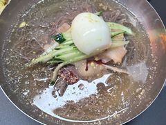 -许哥东北烧烤·铁丳烤串·宫后夹肉(繁花中心店)