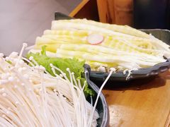 -谭鸭血老火锅(七宝万科广场店)