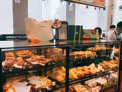 面包甜点陈列柜-星巴克臻选(湖滨道店)