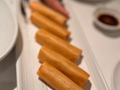 黑松露虾仁春卷-悦景酒家(罗湖店)