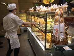面包甜点陈列柜-BreadTalk面包新语·烘焙蛋糕(海岸城店)