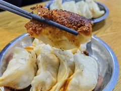 -黄阿姨锅贴大王(万航渡路店)