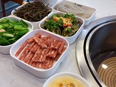 -鲁员外地锅鸡地锅鱼(古墩路店)