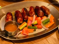 菲律宾香肠煎蛋配渍蔬菜-Mesa Madre梅萨妈妈·Bintana(国贸店)