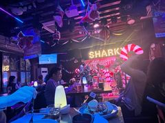 -鲨鱼美式餐厅酒吧Sharky