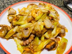 北塘爆三鲜-渔民船说·北塘海鲜·天津菜·海肠捞饭(北塘古镇店)
